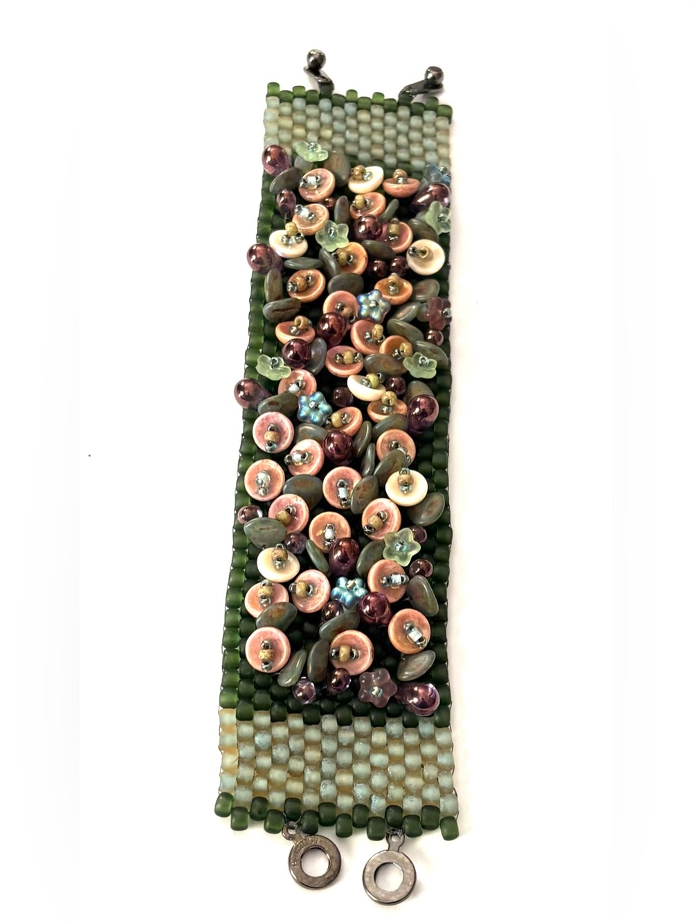 Handmade Green Beaded bracelet Accent with Pink